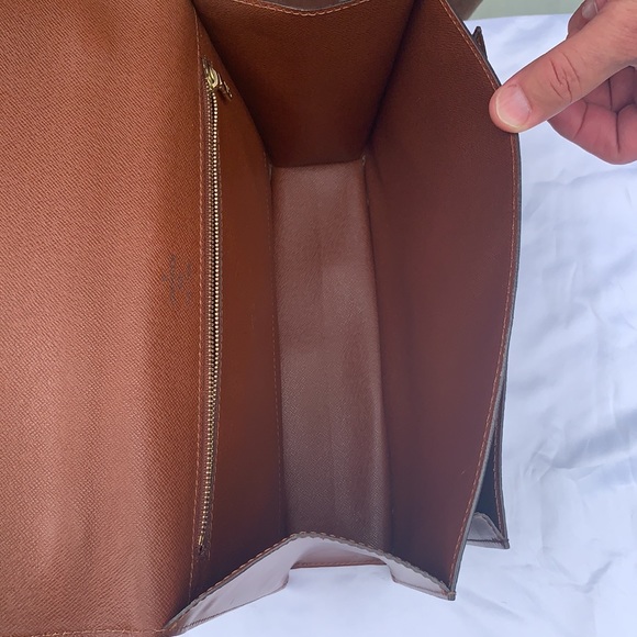 Authentic Preowned Louis Vuitton Mono Shoulder Bag - Picture 13 of 14